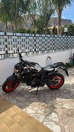 Portatarga originale Yamaha MT-07 2020 NUOVO