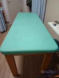 Letto in legno per massaggi o fisioterapia