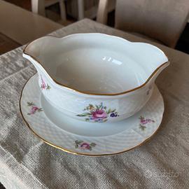 Salsiera Thun in porcellana fine di Boemia.