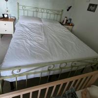 struttura letto matrimoniale in ferro 