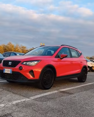 SEAT Arona 1.0 TGI 66KW REFERENCE