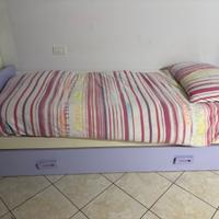 Letto singolo + letto estraibile + 2 materassi