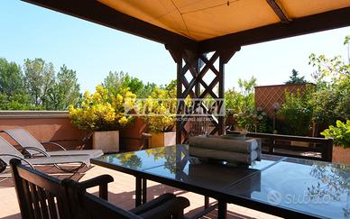SPLENDIDO ATTICO CON TERRAZZO A