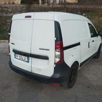 Dacia dokker