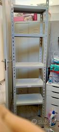 scaffale metallico
