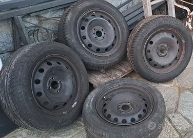 4 RUOTE COMPLETE MONTATE SU CERCHI FIAT LANCIA