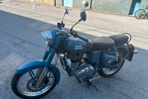 Royal enfield 500 classic bullet colorazione blu