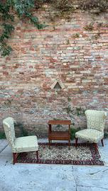 Coppia di poltroncine médaillon in stile Luigi XVI