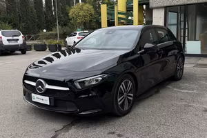 MERCEDES A 180 d Automatic Business