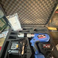 Pressatrice a batteria