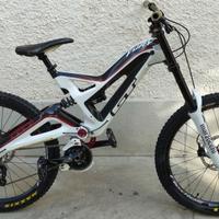 Gt Fury Carbon DH Team Tg.M 