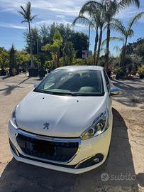 Peugeot 208 1.6 diesel 75cv Allure