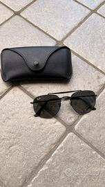 Occhiali da sole Ray-Ban con custodia originale