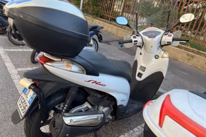 HONDA SH 300 sport