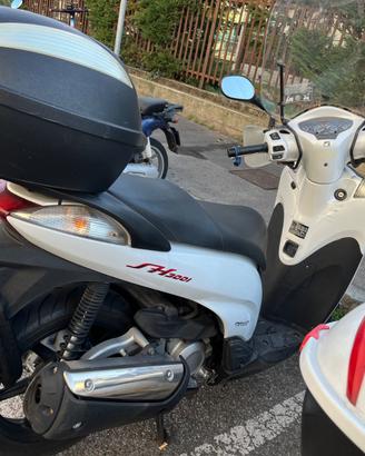 HONDA SH 300 sport