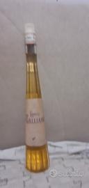 bottiglia galliano liquore 