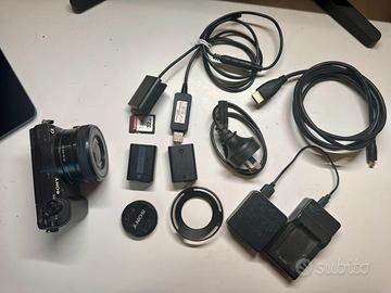 Sony Alpha A5100  con  kit 16-50mm + Accessori