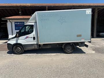 IVECO Daily 33S13V 2.3 HPT . MOTORE KM 40000. !