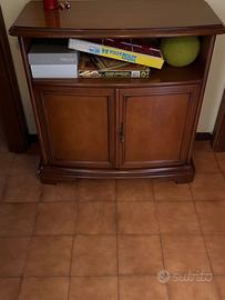 Mobile da ingresso o porta tv