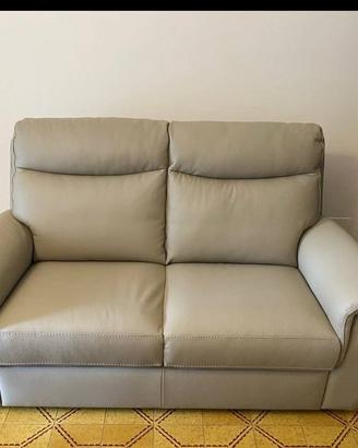 Divano in Pelle Poltronesofà 2 posti nuovo