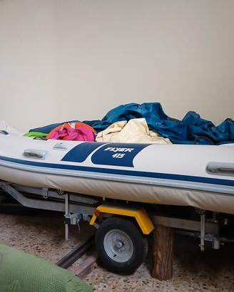 Gommone Flyer 415 con carrello portabarca
