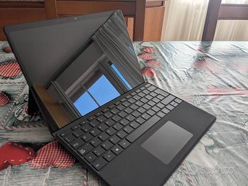 Surface PRO 8 con batteria da sostituire 