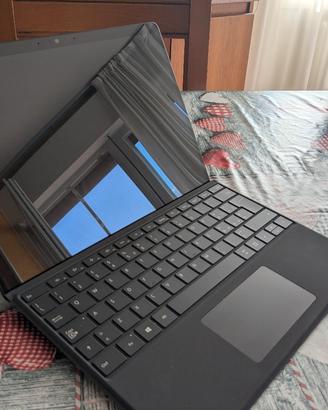 Surface PRO 8 con batteria da sostituire 