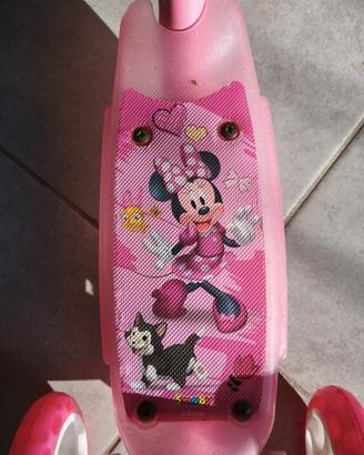 Monopattino Minnie 