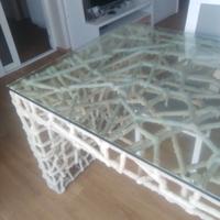 Tavolo artistico in ferro rivestito di cera