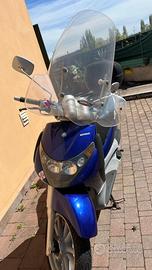 Piaggio Beverly 200