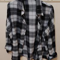 Camicia a quadri.