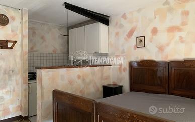 MONOLOCALE SENZA SPESE CONDOMINIALE