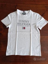 T-shirt Tommy Hilfiger tg 10 anni 
