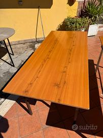 Tavoli e sedie per ristorante