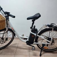 bici da passeggio elettrica 