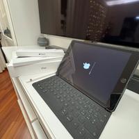 Ipad 8+Apple pencil+Smart Keyboard+salvaschermo