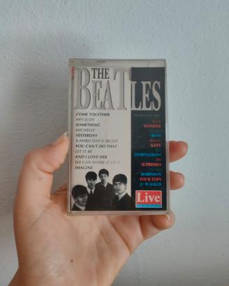 musicassetta dei The Beatles 