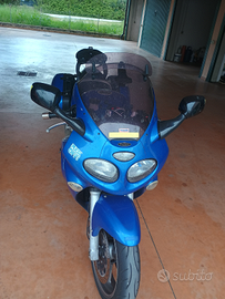 Triumph sprint st 955i pronta per viaggiare