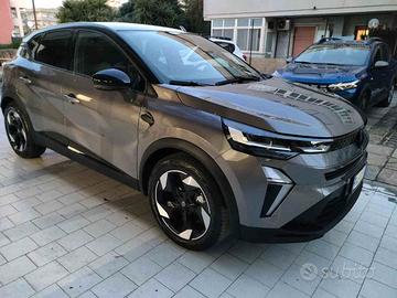 Nuova Renault Captur full Hybrid 145 CV N1