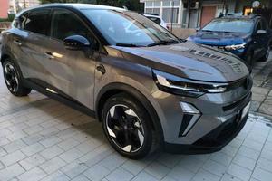 Nuova Renault Captur full Hybrid 145 CV N1