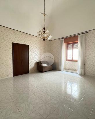 CASA SEMINDIPENDENTE A LUCERA