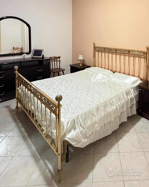 Camera da letto completa