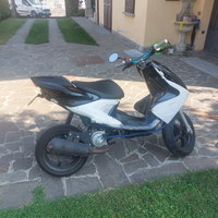 Yamaha Aerox 50