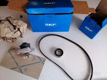 Kit distribuzione skf VKMC 02202 104 DENTI per Fia