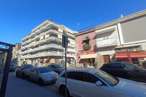 MONOLOCALE A CASALNUOVO DI NAPOLI