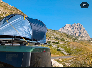 Struttura tenda da tetto con tenda inclusa