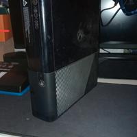 Xbox 360 E 500GB