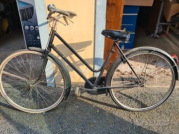 antica bicicletta da donna