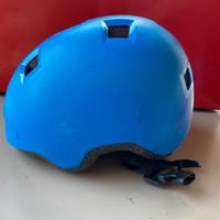CASCO ROLLER - SKATEBOARD + SET PROTEZIONE