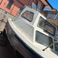 Semicabinato con motore